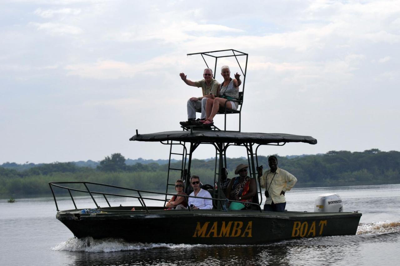 Victoria Lake View Guesthouse & Safaris Entebbe Exterior foto