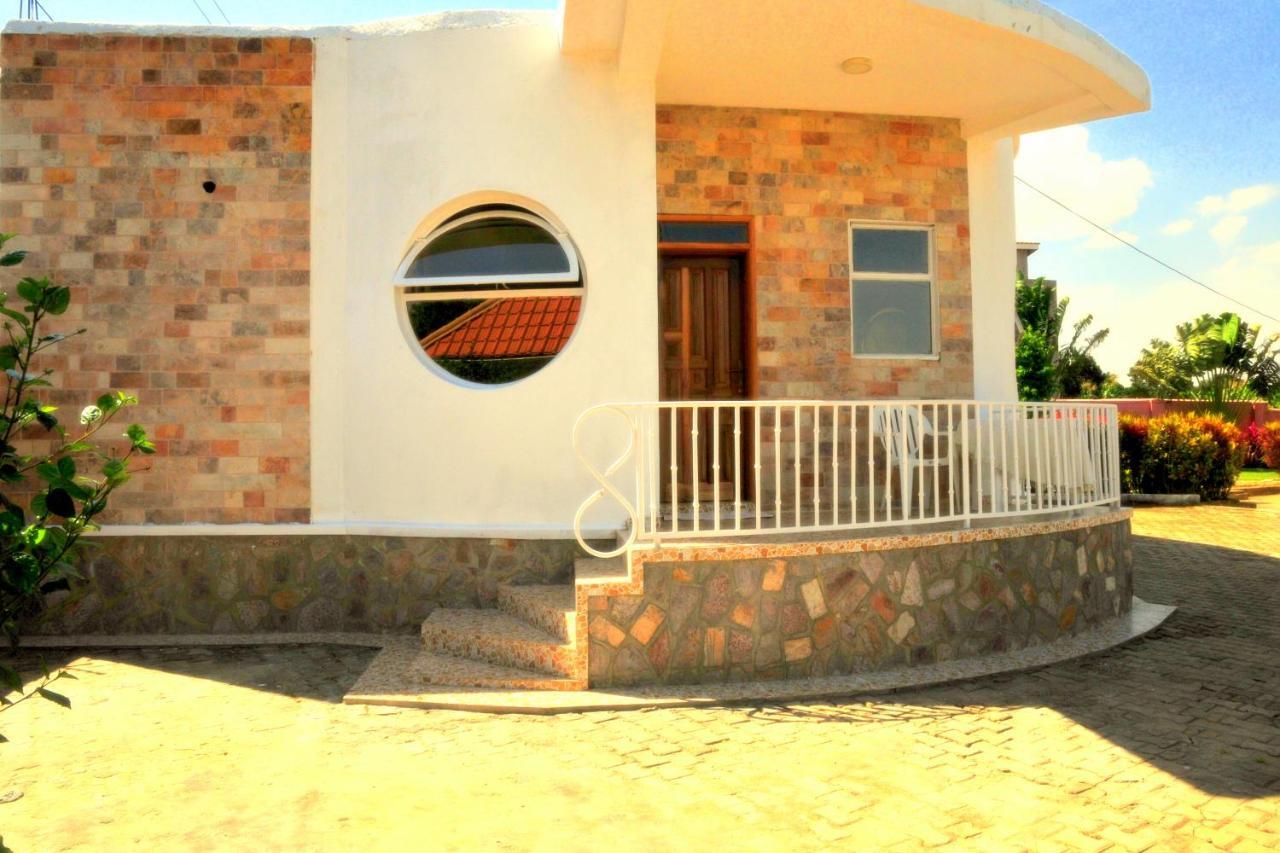 Victoria Lake View Guesthouse & Safaris Entebbe Habitación foto